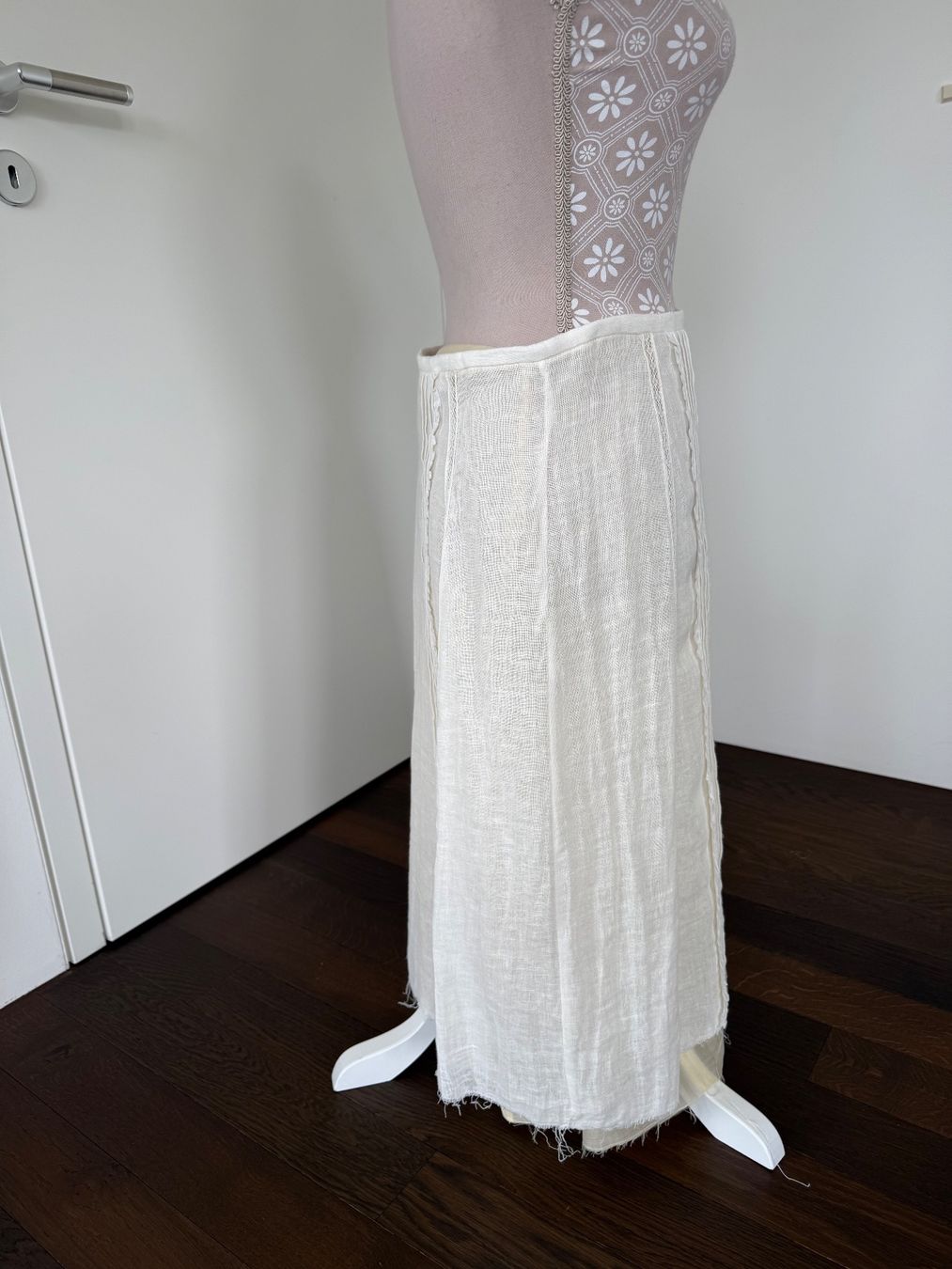 Zara Gonne: Zara Jupe Gr. XS – Nuovo (secondo la descrizione) da Balzers venduto da Lissi57 7