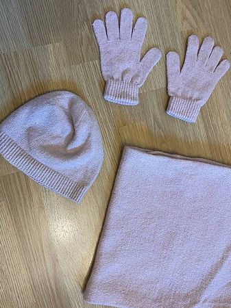 Damen Winter Accessoires Set Mütze Schal Handschuhe Rose