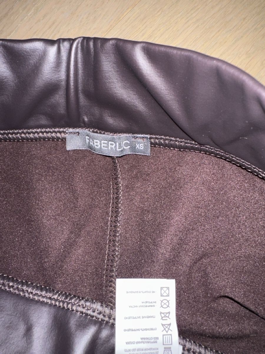 Leggings: Pantalon en simili cuir XS – Nuovo (secondo la descrizione) da Troinex venduto da mar_5w5y 1