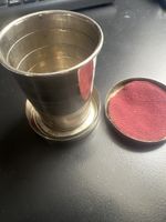1 verre en métal pliable vintage années 20