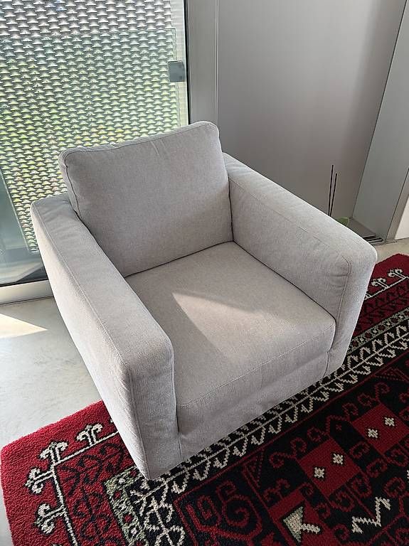 Poltrone: Poltroncina Poltrone e sofà – Usato da Novazzano venduto da car_z5h6 1