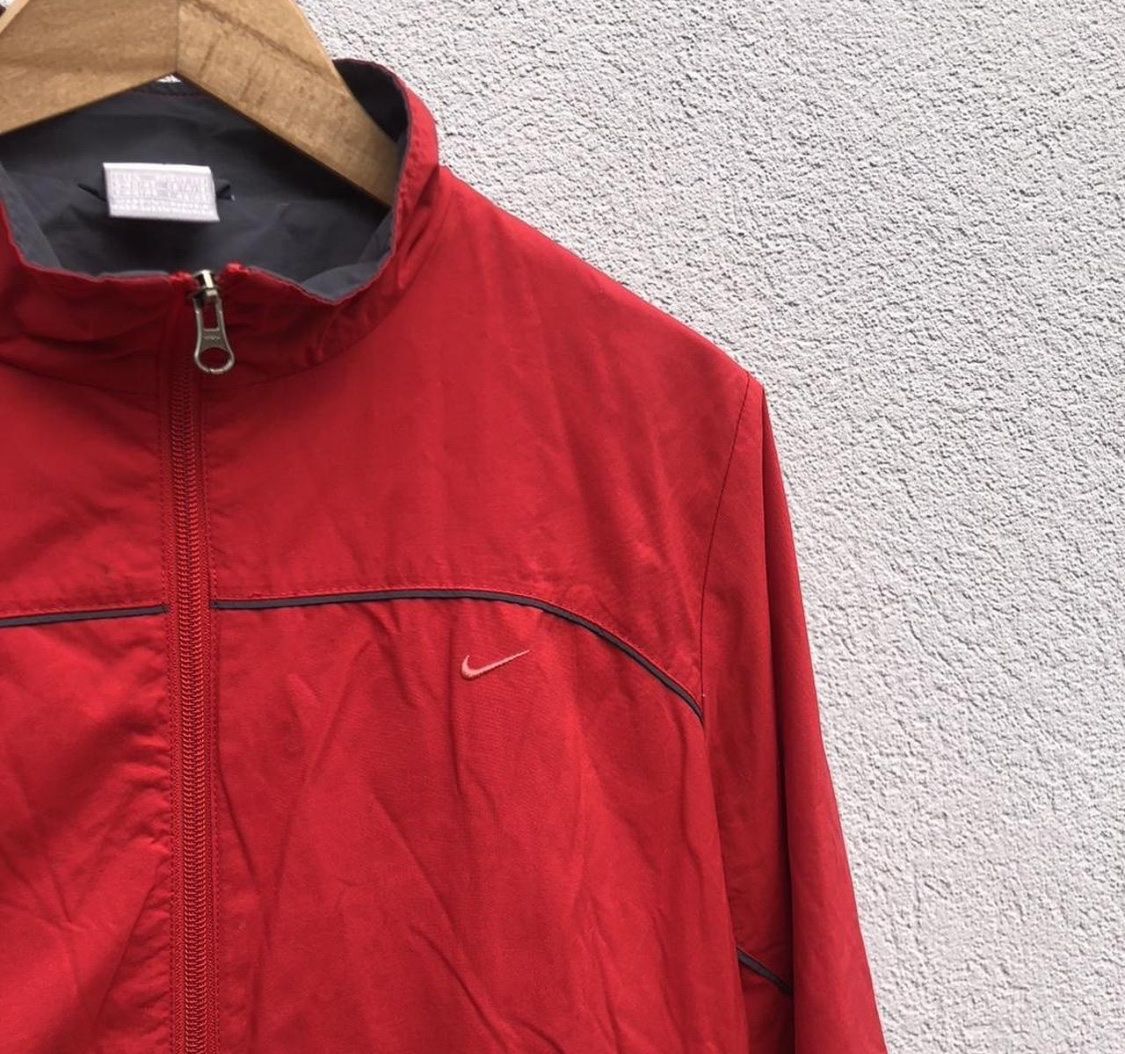 Nike Giacche: Nike Sportjacke – Usato da Fribourg venduto da ann_l9b7 1