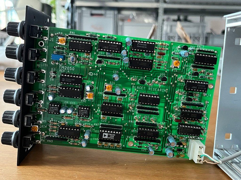 Strumenti musicali: Time Machine TM2050 Blacet – Usato da Wald ZH venduto da pelang56 1