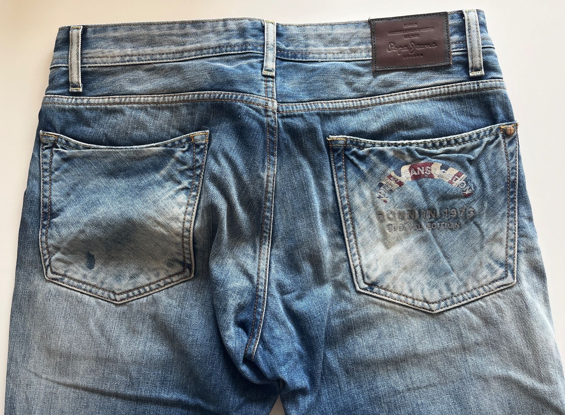Pepe Jeans Jeans: PEPE JEANS - W34 L32 straight - ungetragen! – Nuovo (secondo la descrizione) da St.Gallen venduto da Marcopolo71 5