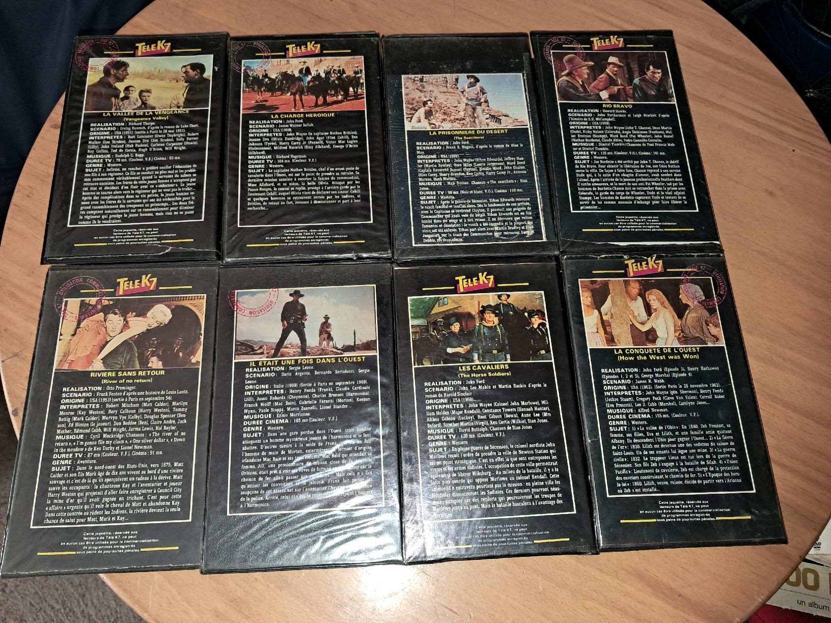 Tutti i VHS: Lot de 8 VHS WESTERN(1) – Usato da Le locle venduto da juliensaran 6