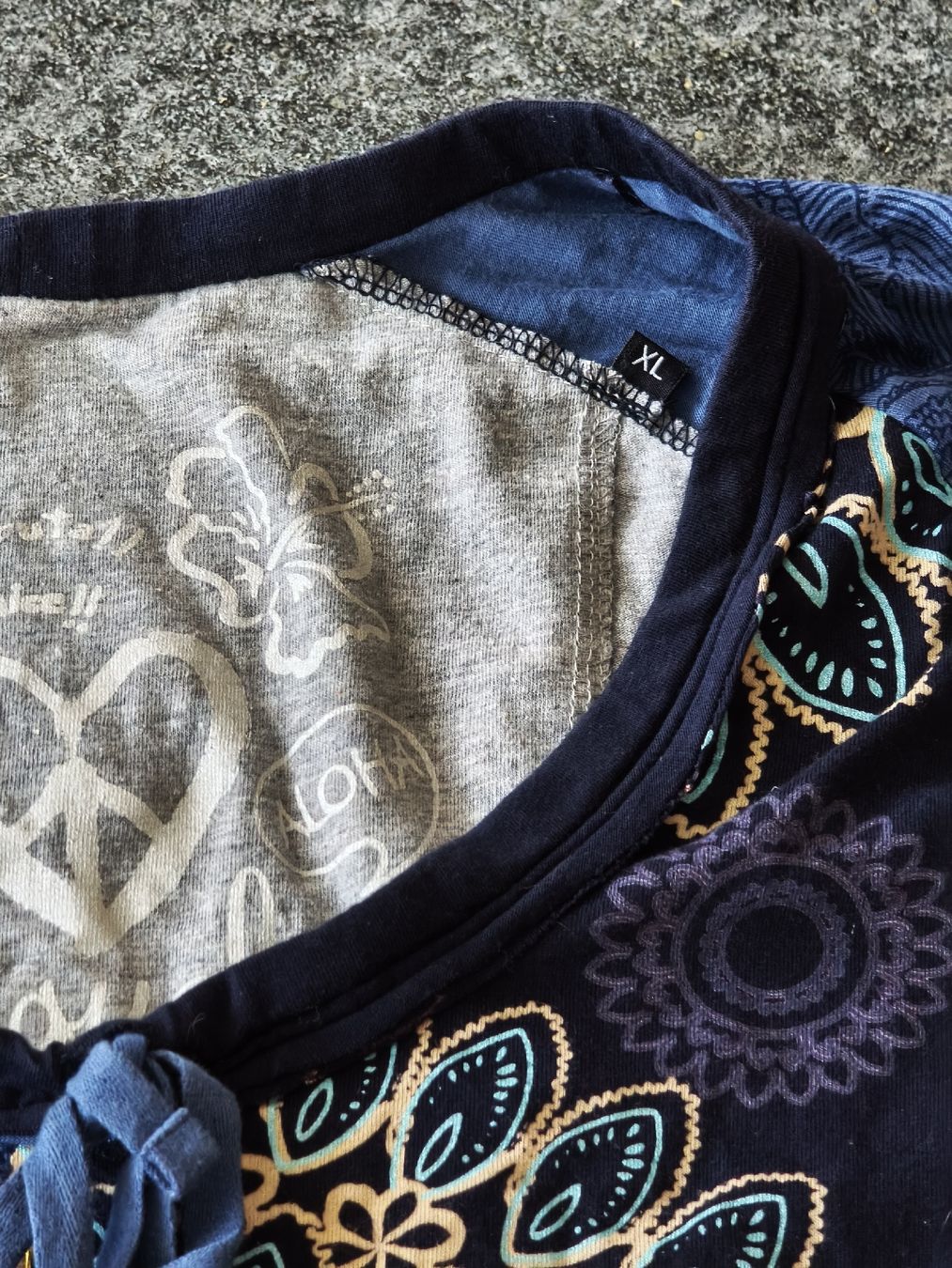 Desigual T-Shirts: Desigual T-Shirt  – Neu (gemäss Beschreibung) aus Hochdorf von Berry005 1