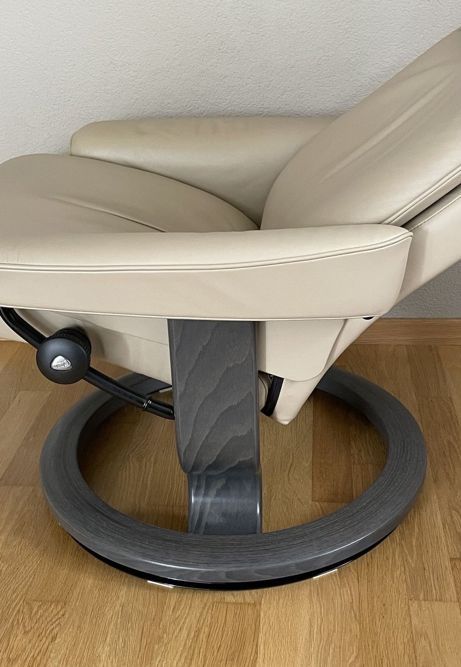 Sessel: Relaxsessel drehbar mit Hocker – Gebraucht aus Andwil SG von Andwil11 5