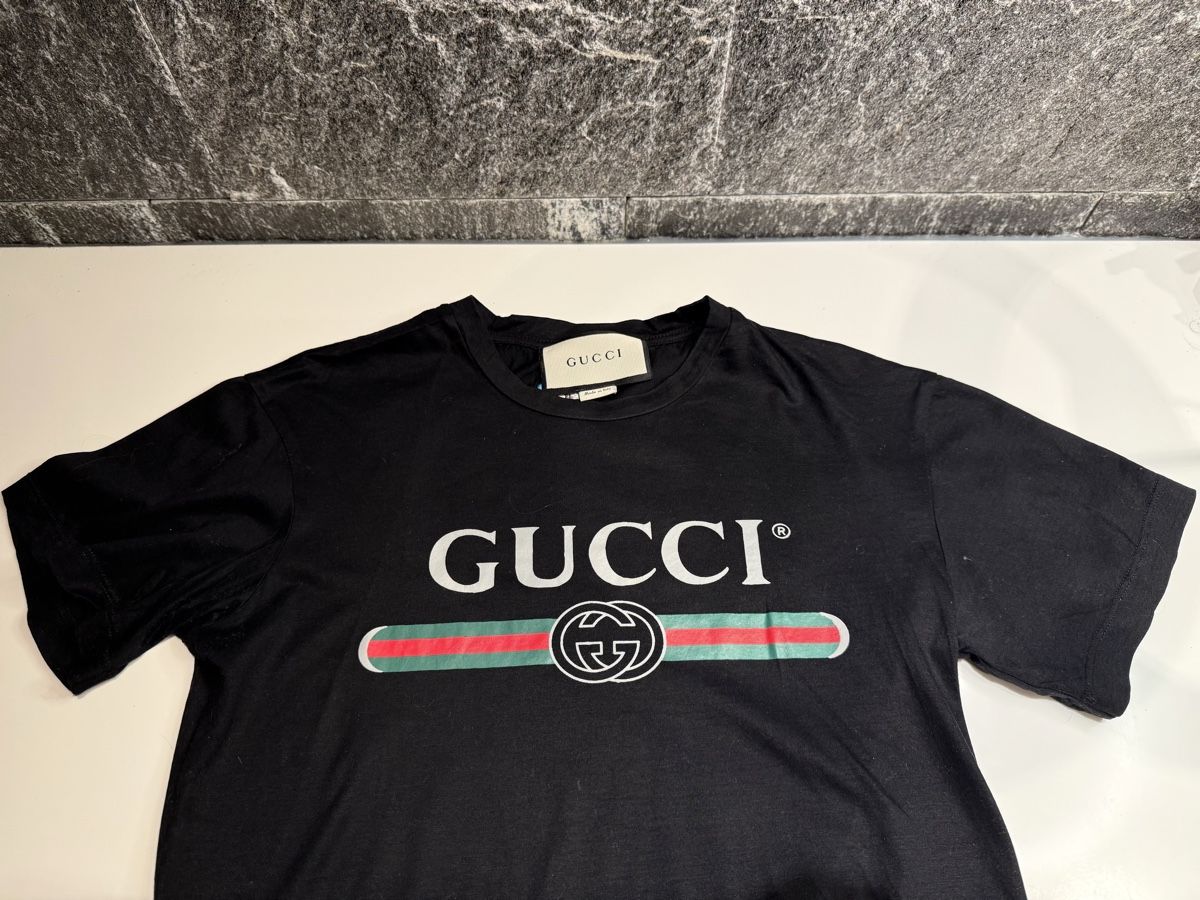 Gucci T-shirt: T-shirt Gucci Taille S – Nuovo (secondo la descrizione) da Schönried venduto da mae_hb92 4
