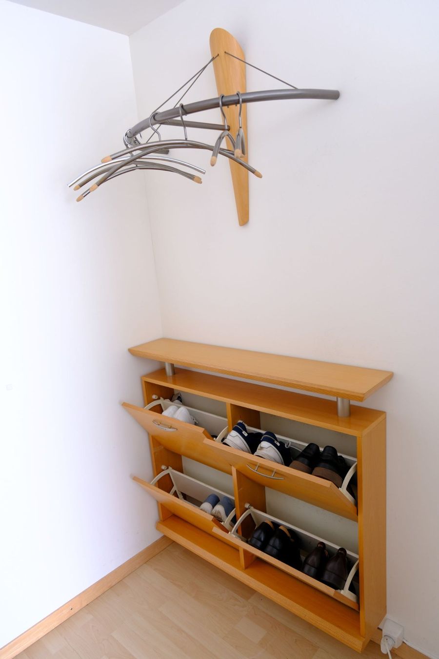Garderobe: Garderobe mit Schuhschrank – Gebraucht aus Riehen von Knuellski 1