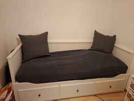 Hemnes Bett ausziehbar