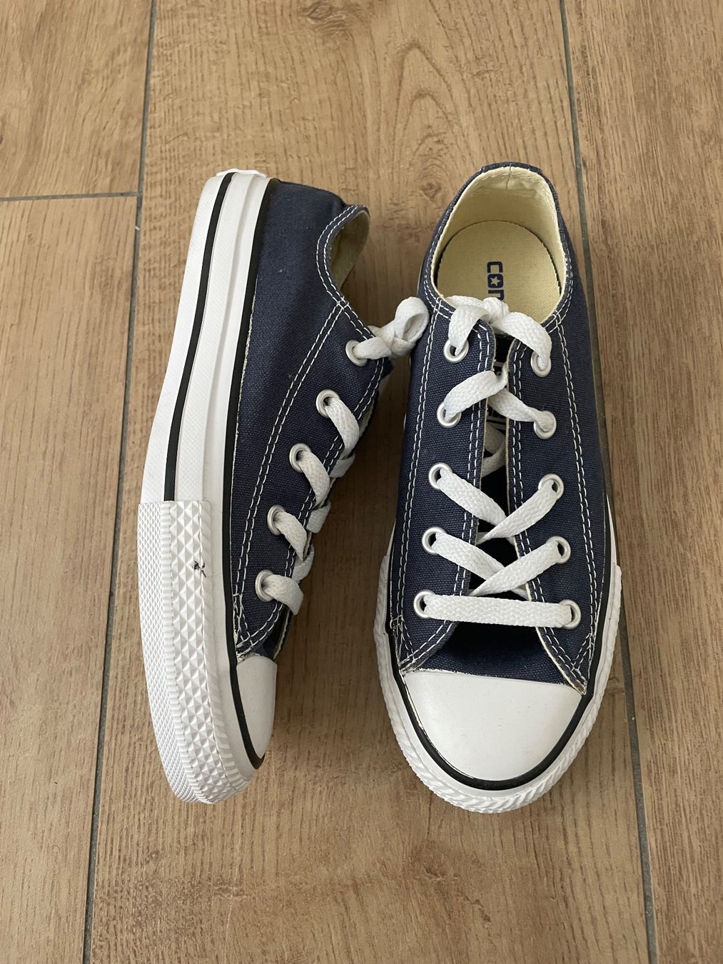 Converse Scarpe per ragazzi: Converse Turnschuhe dunkelblau Gr. 32 NEU – Nuovo (secondo la descrizione) da Waltenschwil venduto da hansnine 3