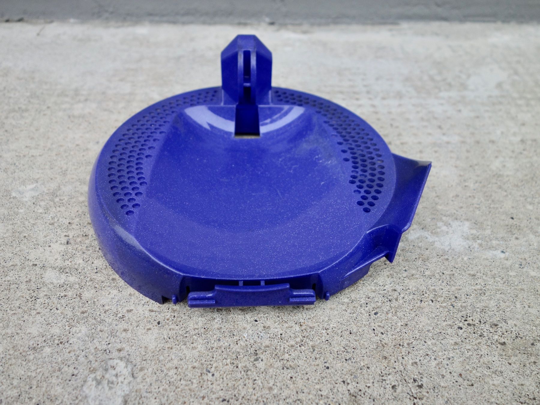 Dyson Aspirapolveri & Accessori: DYSON DC08 Staubsauger Ersatzteil Deckel Filter Abdeckung – Usato da Kerzers venduto da zimmergruen 2
