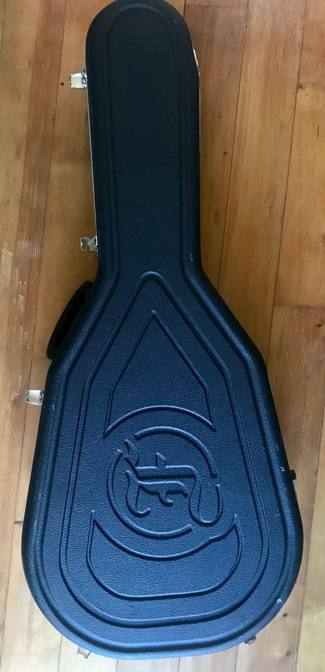 Musikinstrumente: Gitarrenkoffer – Gebraucht aus Münsingen von bozuk