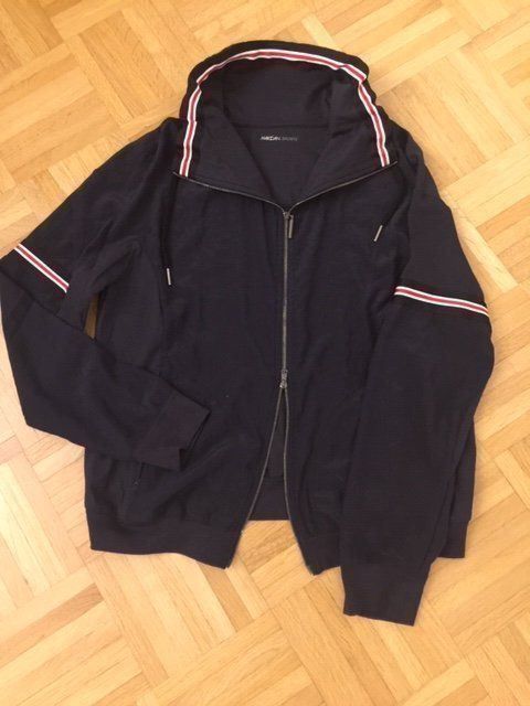 Marc Cain Giacche: Trainer-Jacke "Marccain" Gr. 36 – Nuovo (secondo la descrizione) da Walenstadt venduto da ricamul