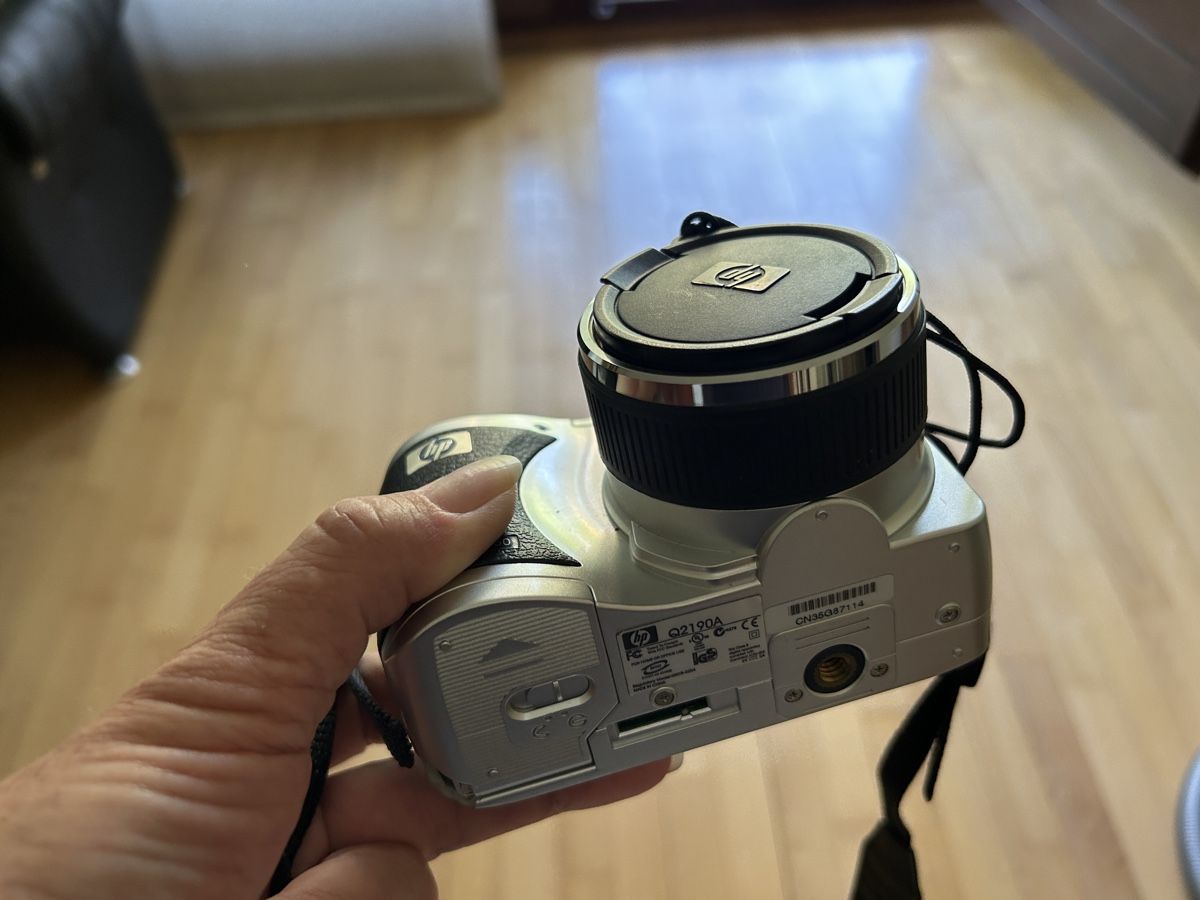 Hewlett Packard Kamera: Fotoapparat – Gebraucht aus Rheinfelden von chr_v8gd 1
