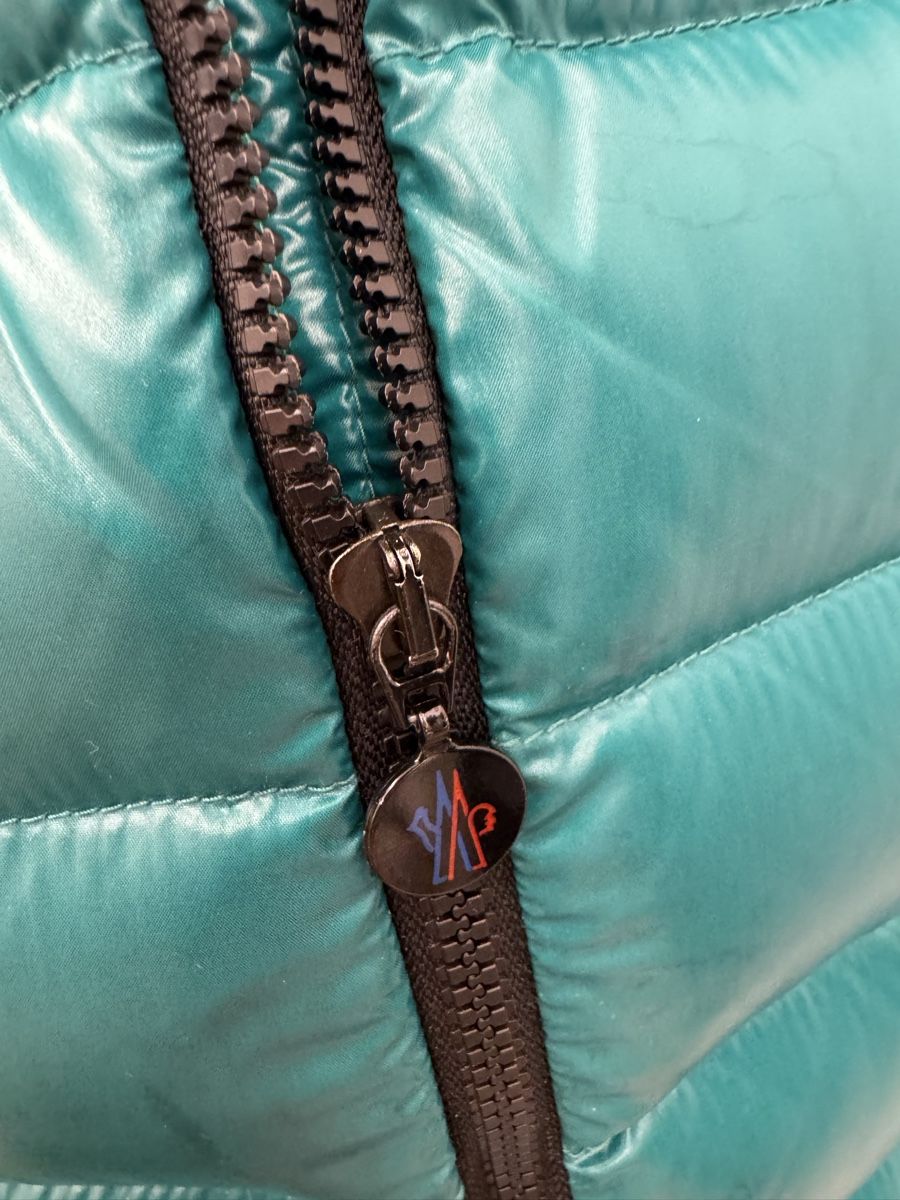 Moncler Vestes: Moncler Damen Jacke – D'occasion à St. Gallen par melila86 3