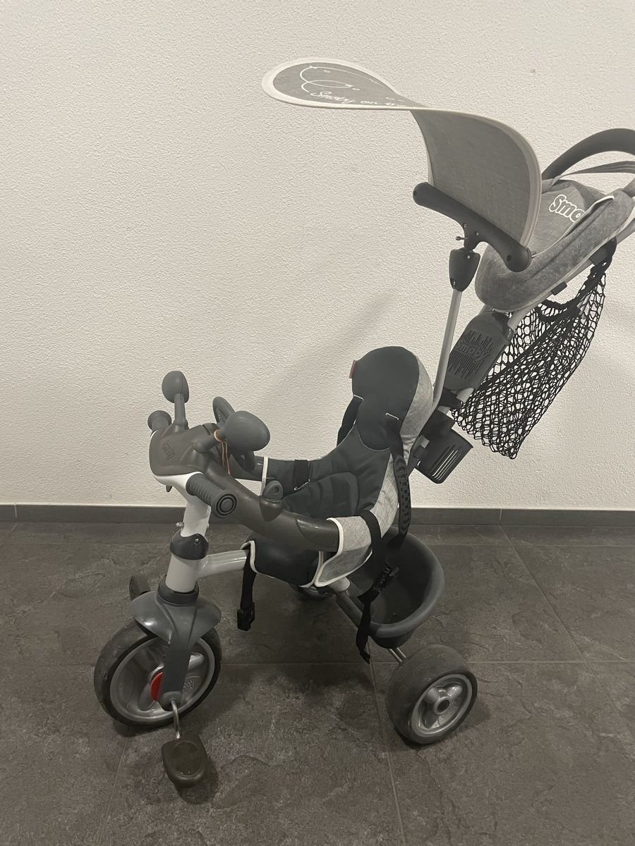 Smoby Veicoli per bambini: Kinder Dreirad mit Sonnenschutz Taschen – Usato da Buchrain venduto da Bygger31