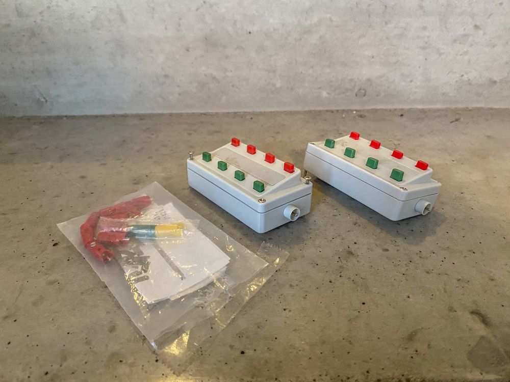 Boîtier De Commande Avec Voyants LED Pour Réseau Marklin - Référence Märklin 72710