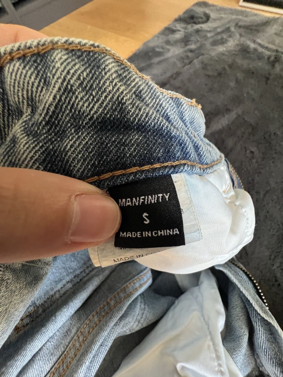 Shein Jeans: Jeansshorts Grösse S Manfinity mit Schmucksteinen – Nuovo (secondo la descrizione) da Zürich venduto da motionsell 2