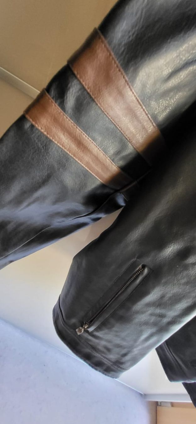 Vestes: Diese Racer-Jacke von Wilsons Leather – D'occasion à Curio par mia_vb5z 3