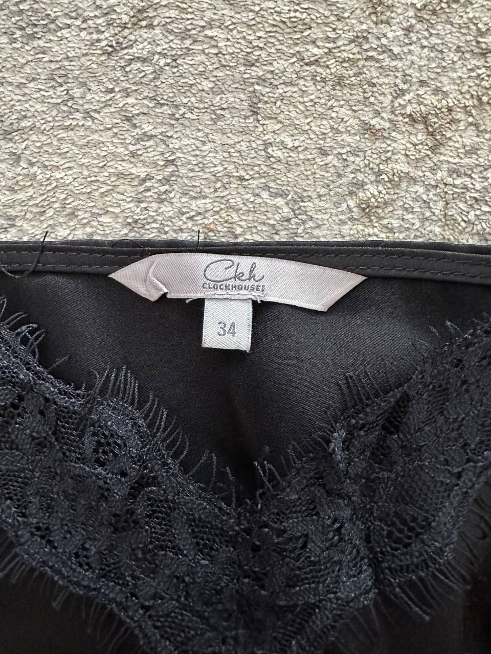 C&A Top: Damen Top mit Spitze, Gr. 34, Clockhouse – Usato da Pfäffikon ZH venduto da e13_x2n5 1