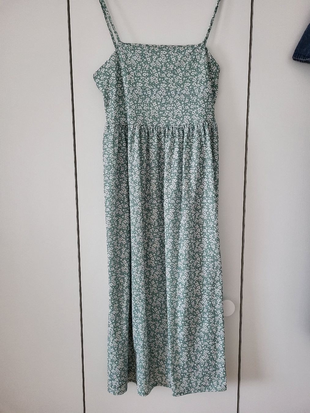 Pull&Bear Vestiti: Pull&Bear Sommerkleid Grün Geblümt, Grösse S – Usato da Zürich venduto da Mada45