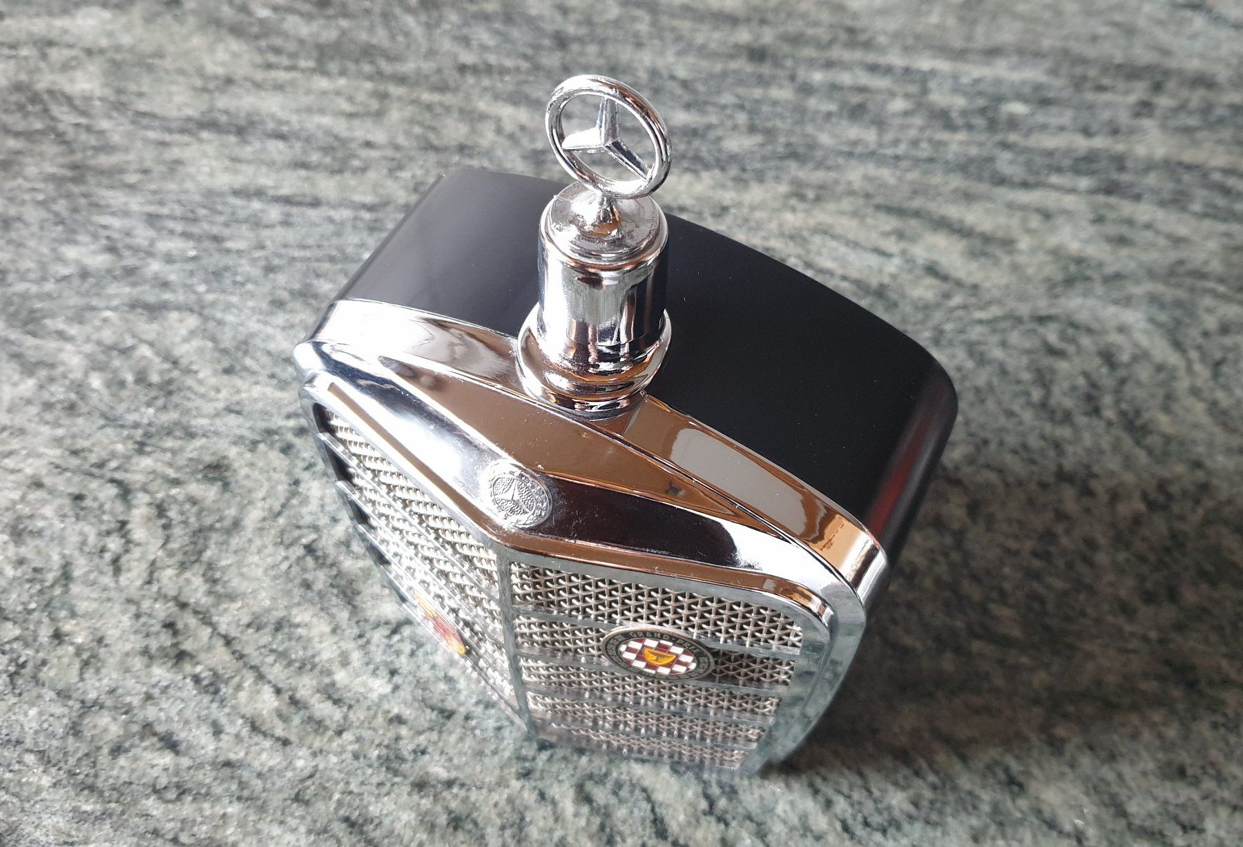 Altro: MERCEDES BENZ DESIGN / SCHNAPSFLASCHE – Usato da Wengi b. Büren venduto da Ot1000 2