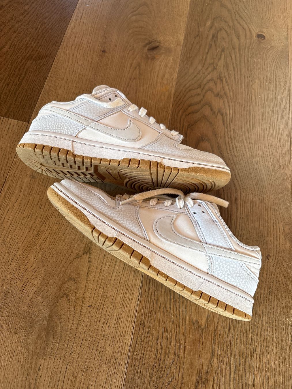 Nike Herrenschuhe: Nike Sneaker Gr.38 (eher klein geschnitten) – Gebraucht aus Sevelen von giawe07 1