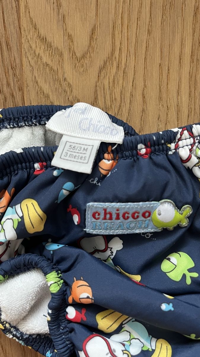 Pantalons: Baby Badehose von Chicco Grösse 56 – D'occasion à Ins par trotamunda 1