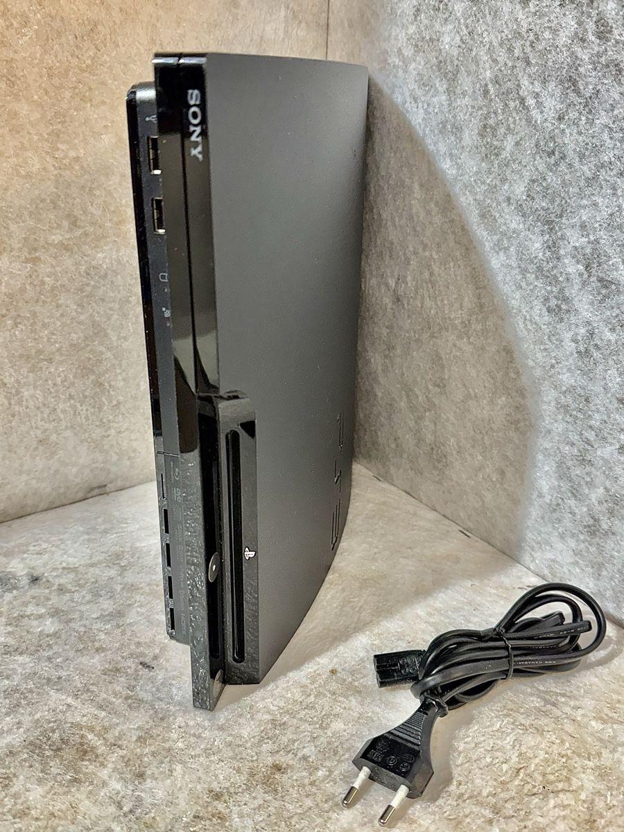 Sony Konsolen: Sony PlayStation 3, 120GB Schwarz – Gebraucht aus Basel von RoyalPerformance 1