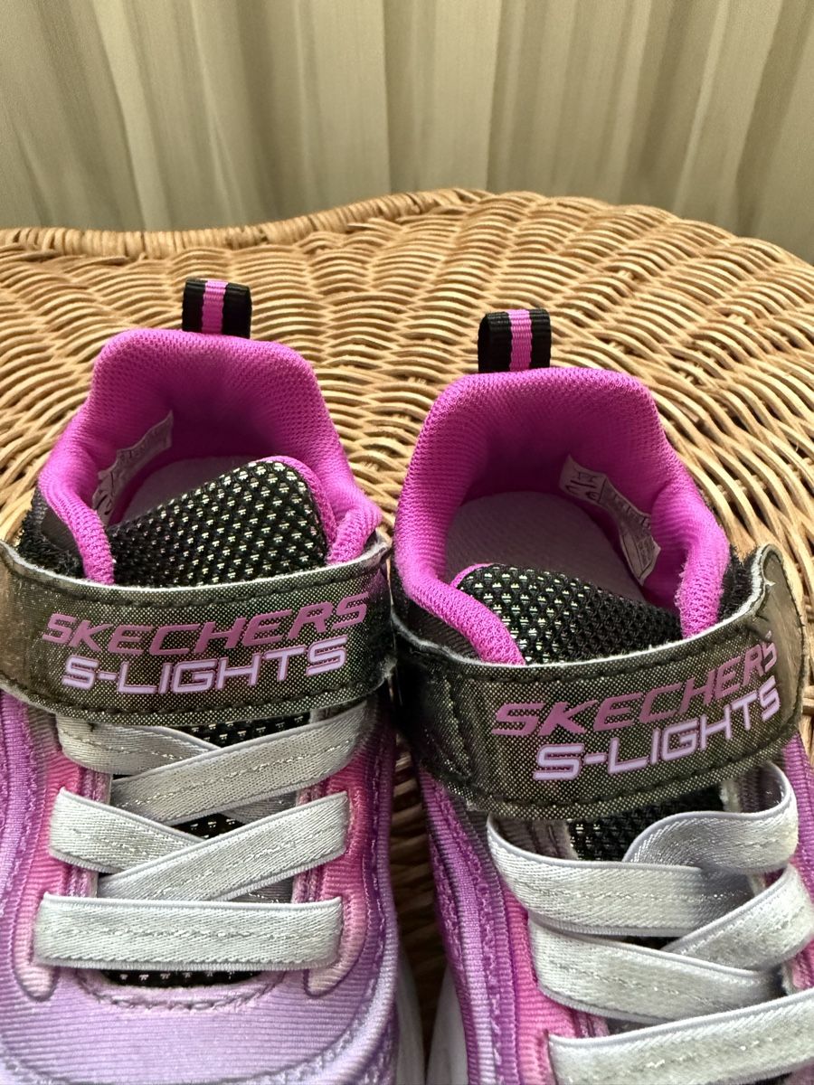 Skechers Scarpe per ragazze: Skechers Schuhe(  Mädchen ) – Usato da Winterthur venduto da kah_mkb6 2