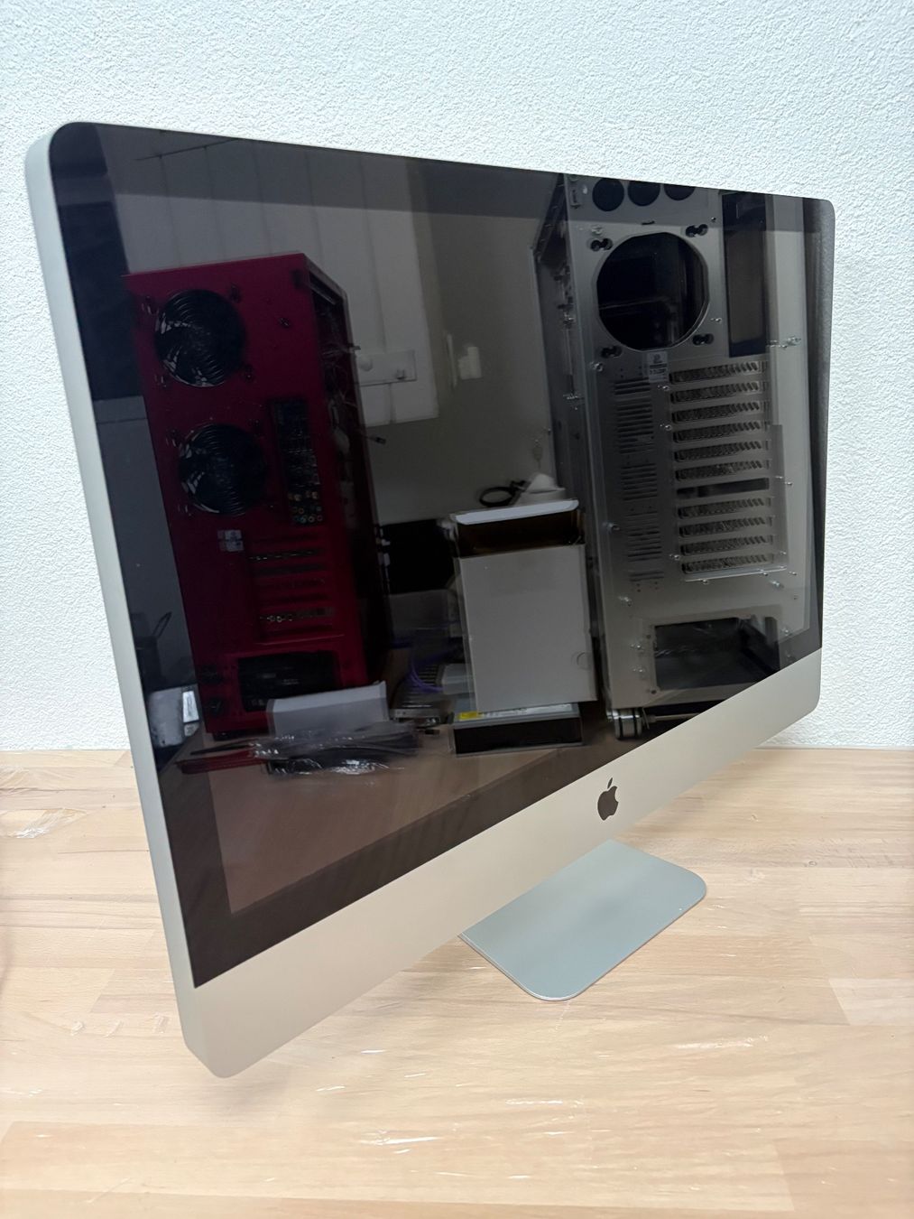 Apple PCs: iMac 27“ Mid 2011 – Defekt aus Locarno von fox_zb9y 1