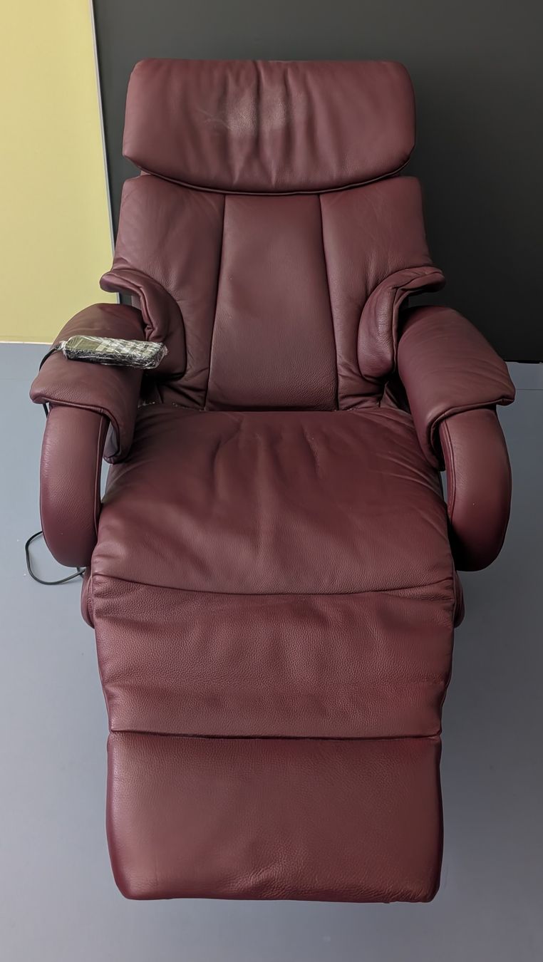 Sessel: Relax-Sessel, Leder Bordeaux, Rundfuss – Gebraucht aus Münsingen von Rehtre 6