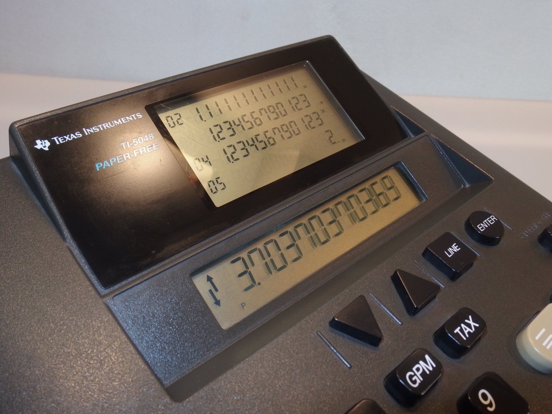 Texas Instruments Calcolatrici tascabili: Texas Instruments TI-5048 Paper-Free Taschenrechner – Usato da Gwatt (Thun) venduto da Nocturnal_99 1