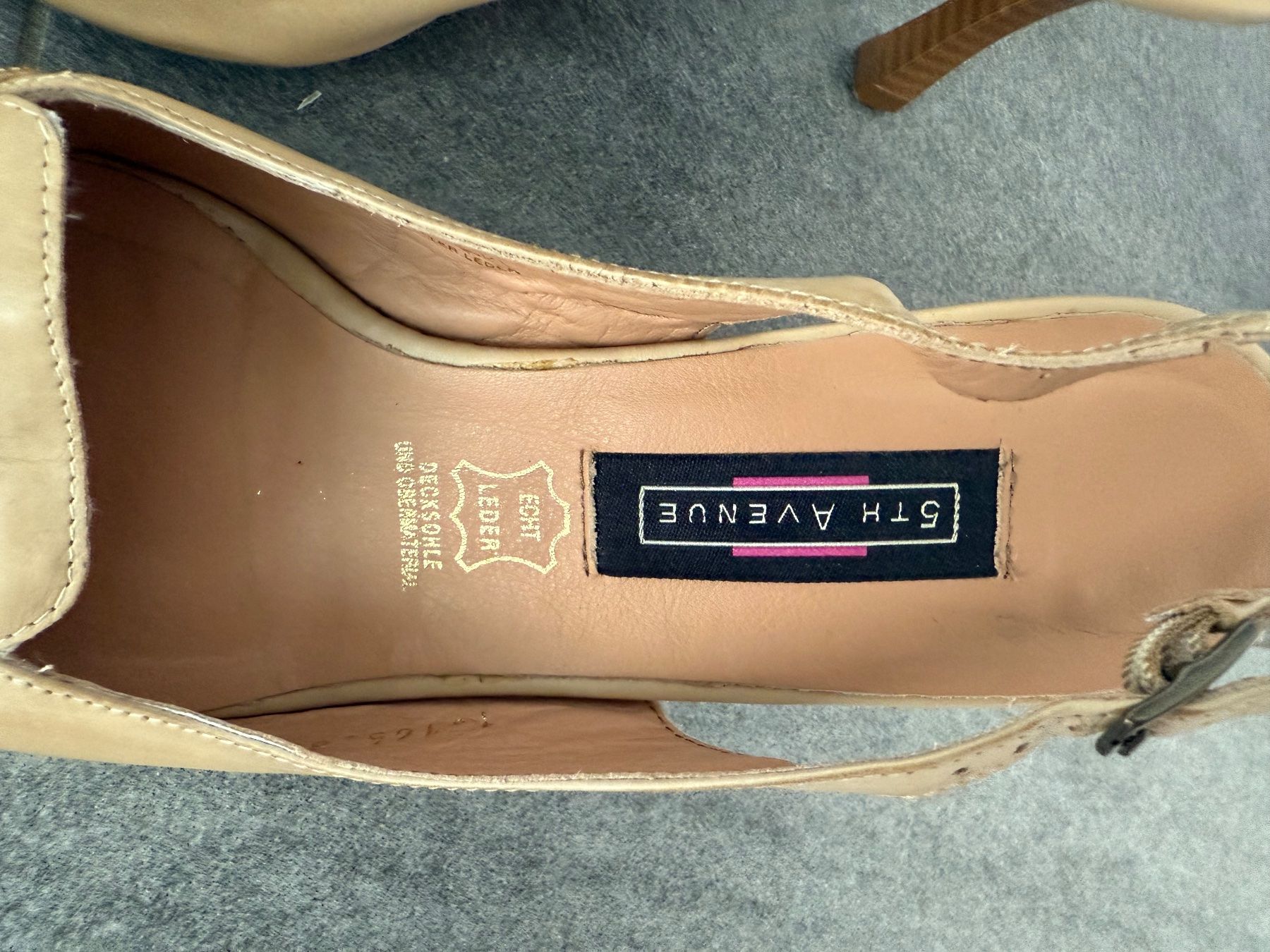 Scarpe da donna: Echtleder Stilettos beige Gr. 39 – Nuovo (secondo la descrizione) da Oetwil an der Limmat venduto da Prinzaessli123 2
