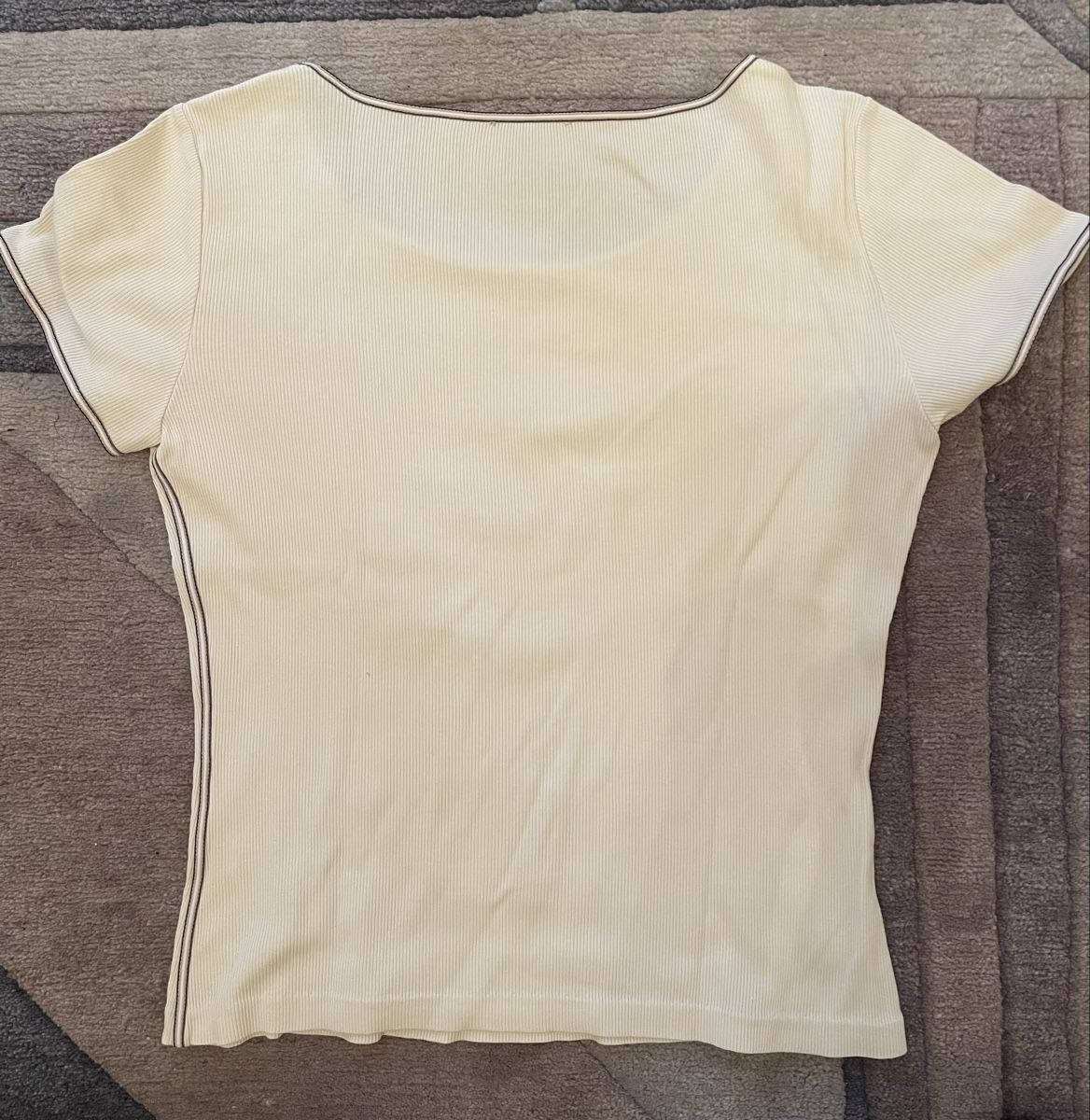 Moncler T-shirt: Edles Shirt, Rippenmuster, helles beige, M/L – Usato da Payerne venduto da Cosch 2
