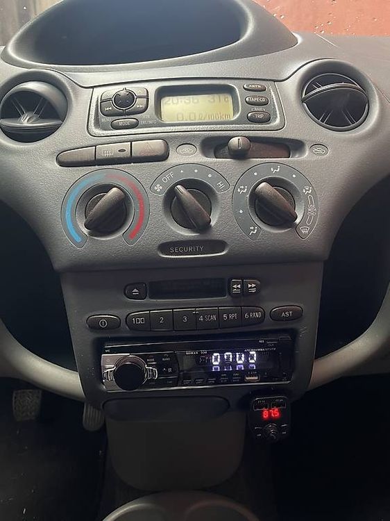 Automobili: Toyota Yaris 1.0 – Usato da Monthey venduto da far_2292 1