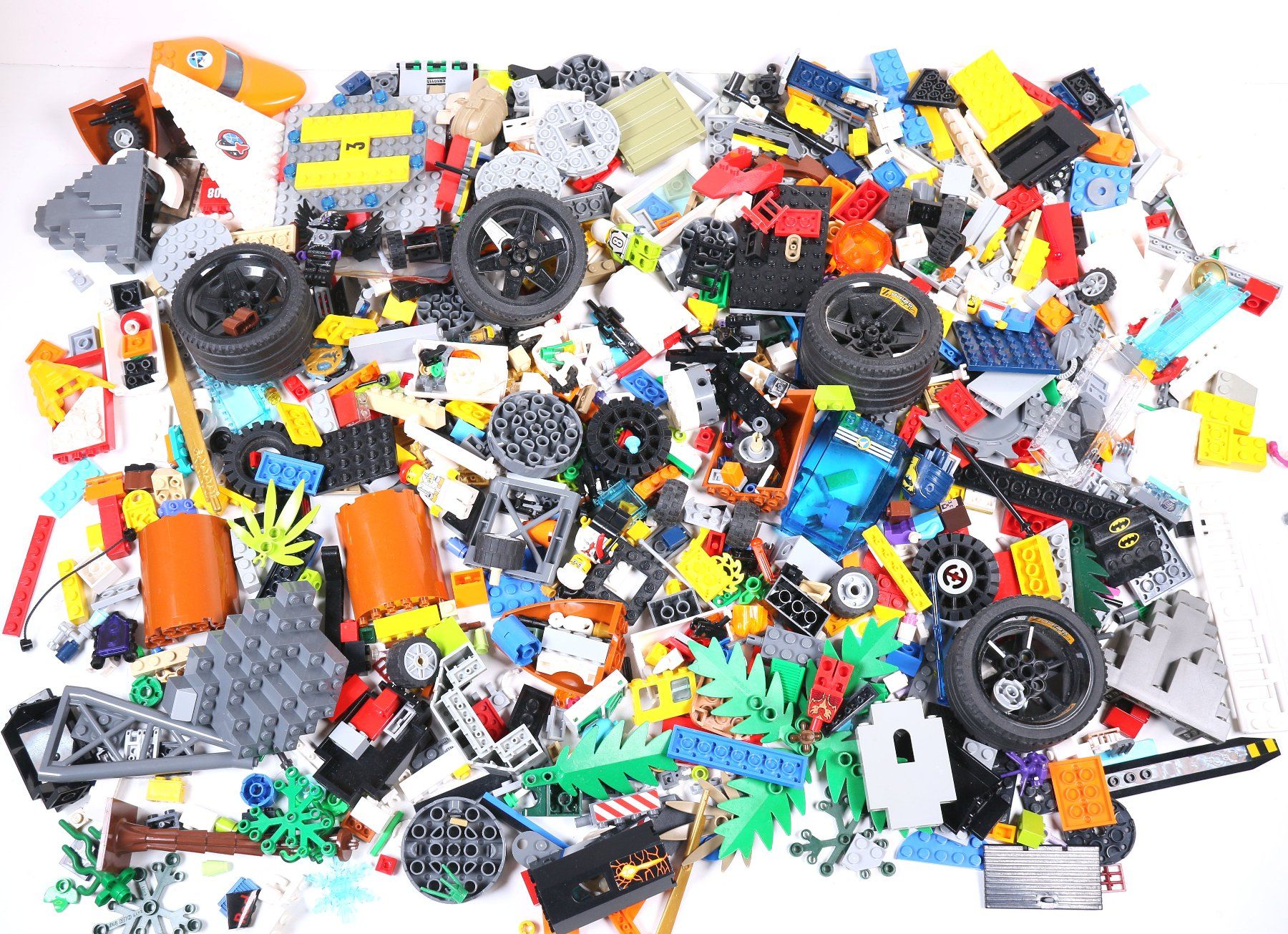 Lego Kit di costruzioni: 1.5 kg. Legoteile mit Minifiguren – Usato da Hettlingen venduto da Scholi99