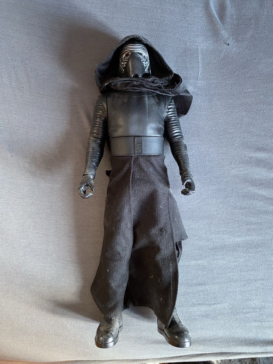 Star Wars Statuette: Star Wars Kylo Ren Actionfigur, ca. 45cm gross – Usato da Safenwil venduto da _e_99_