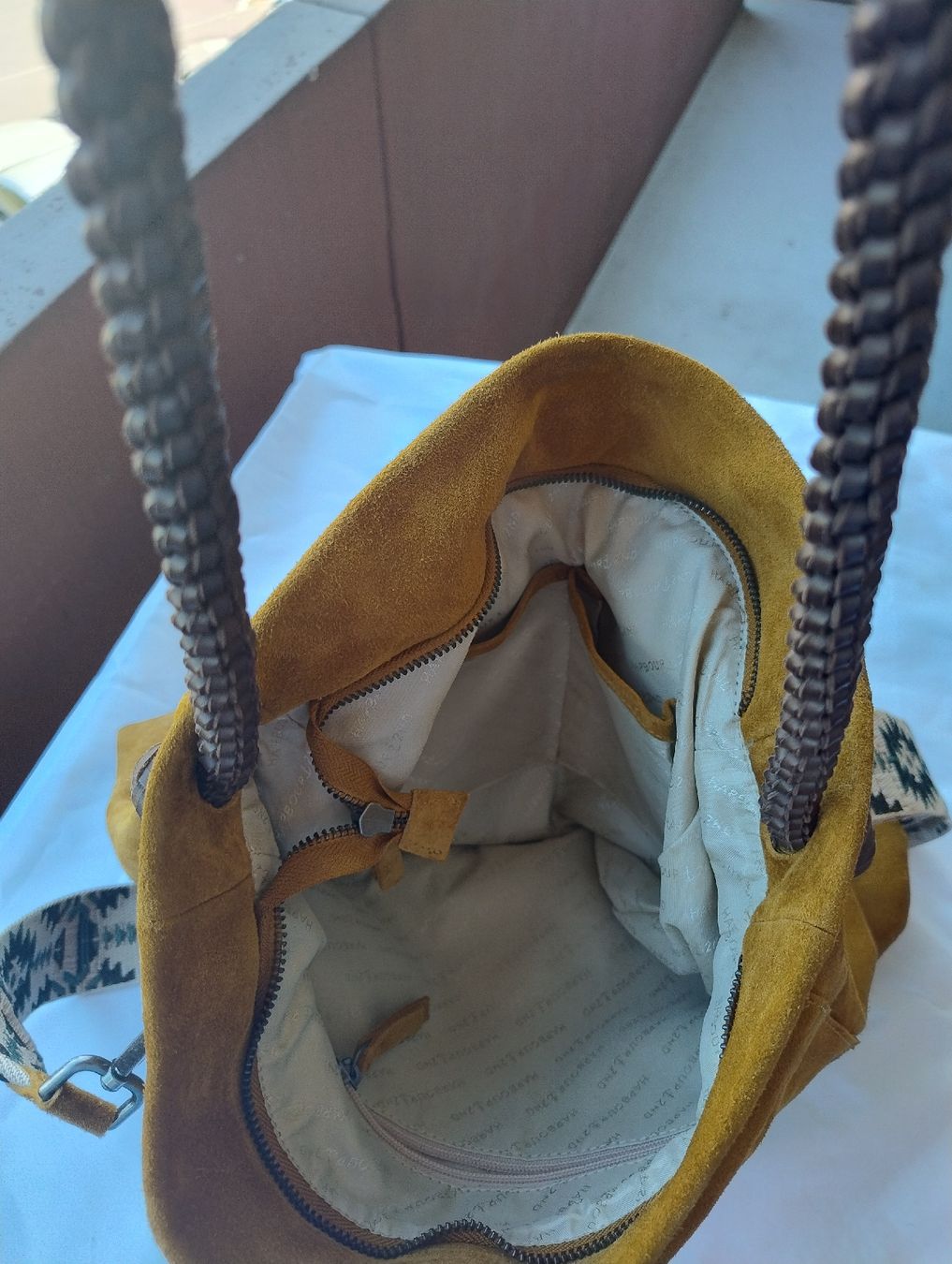 Borse da donna: Handtasche , Umhängetasche  – Nuovo (secondo la descrizione) da Schwerzenbach venduto da kleine-Kugel 6