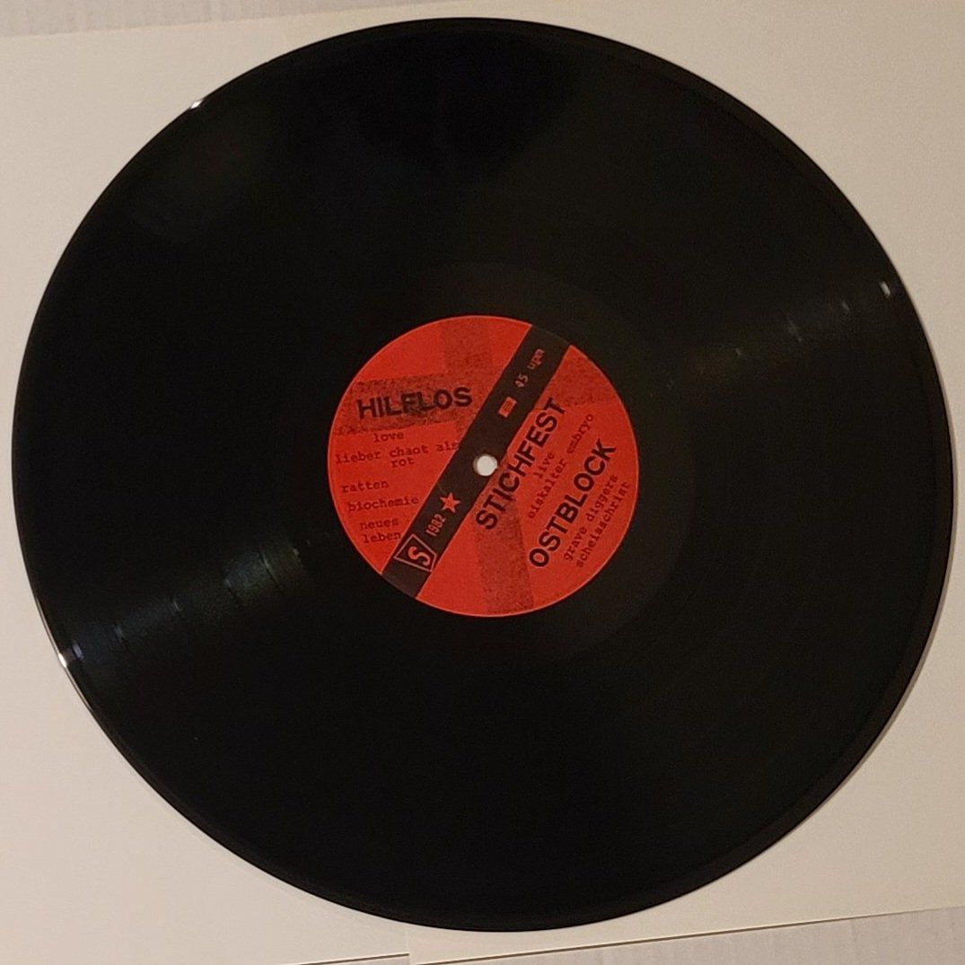 Dischi in vinile: Hilflos Ostblock Stichfest  -  1982 – Usato da Zürich venduto da Avd 8