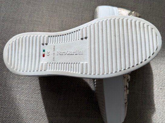 Scarpe da donna: Rassige Sneaker v. Nero Giardini Gr.39 – Usato da Egg b. Zürich venduto da lipe96 2