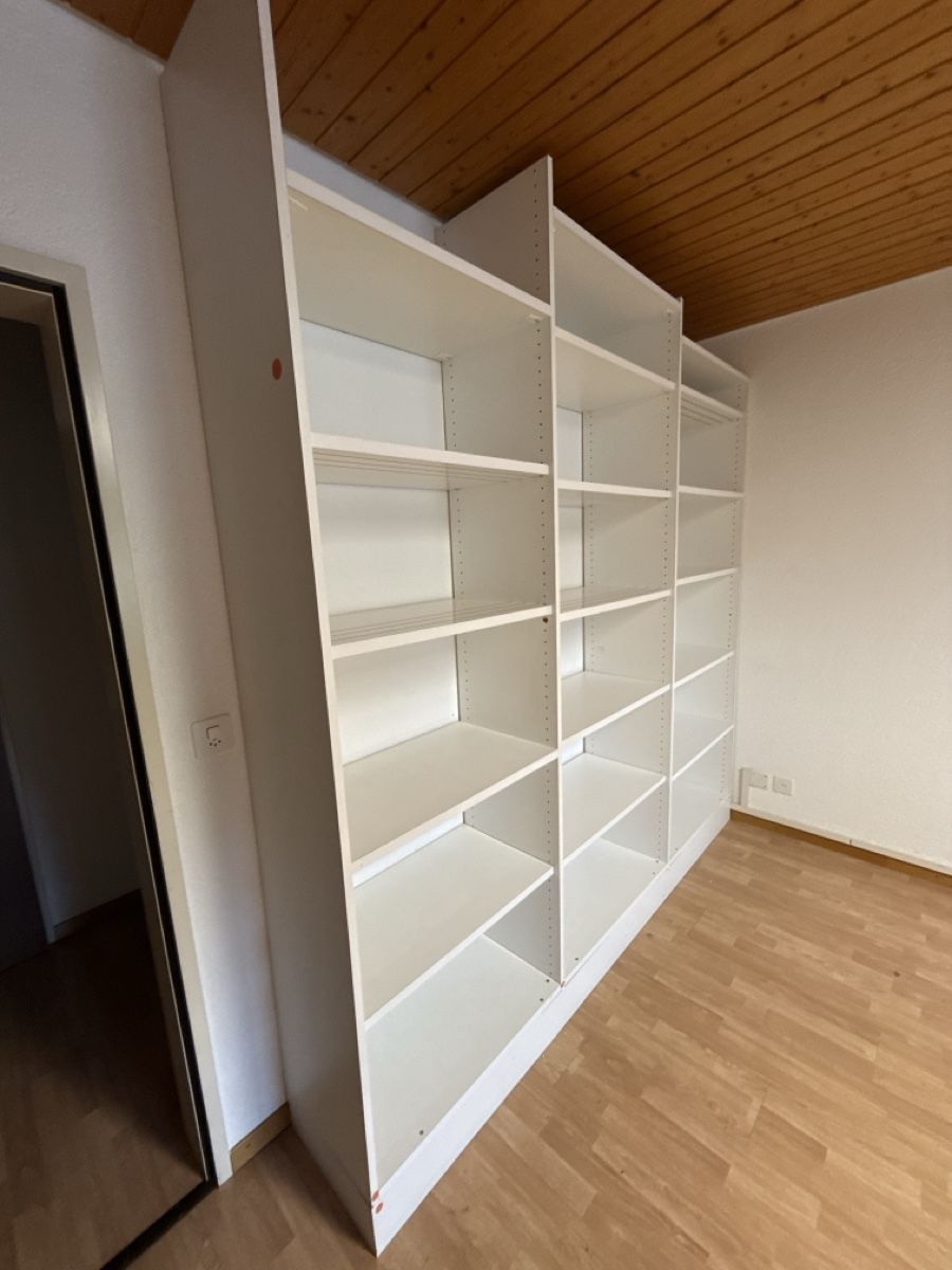 Scaffali: Raumwunder: Grosse weisse Regalwand – Usato da Schaffhausen venduto da Pfurrisprutz 1