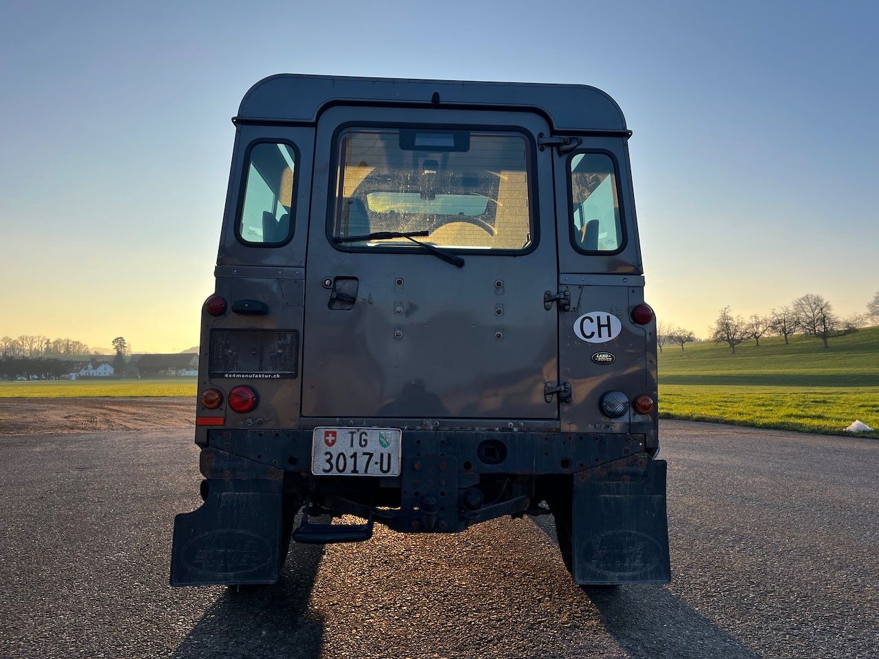 Land Rover Autos: LAND ROVER Defender 90 TD5 – Gebraucht aus Sirnach von MaechlerAutomobile 4