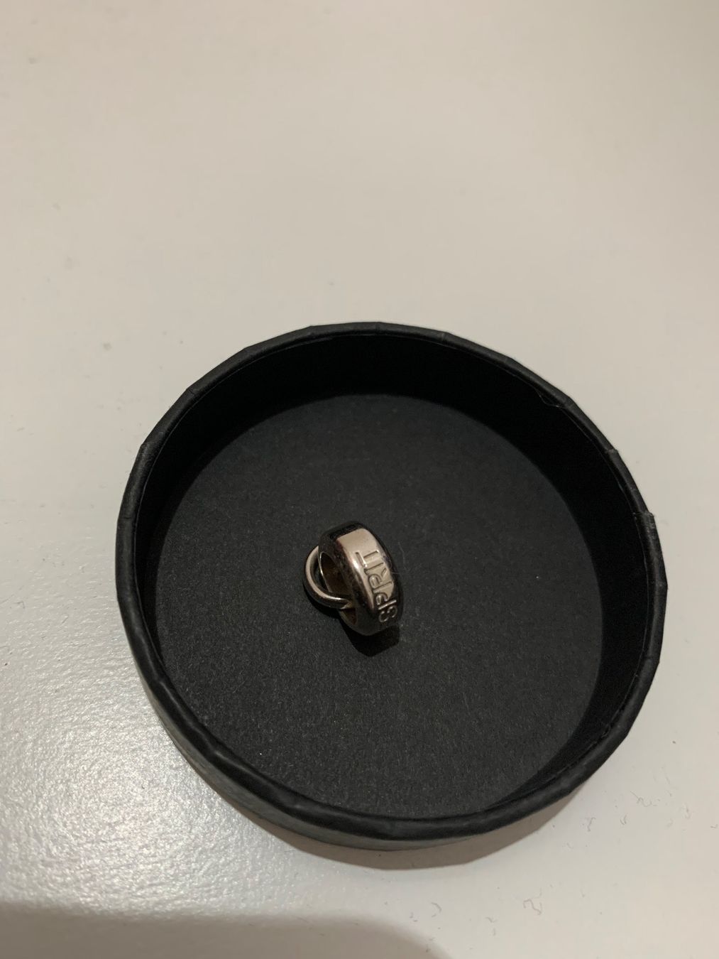 Esprit Anhänger: Carrier charm Esprit argent – Gebraucht aus Perroy von barballalla