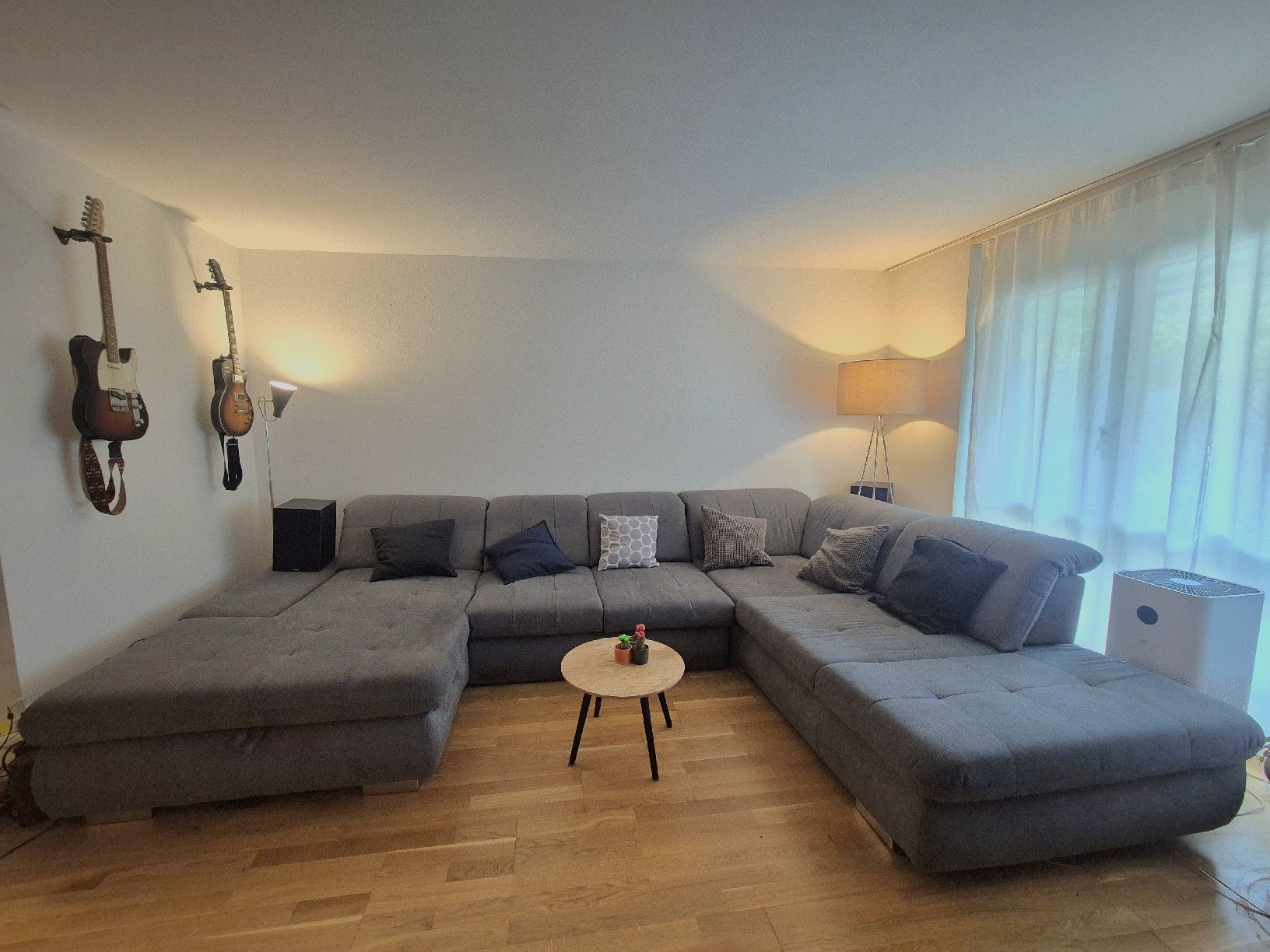 Sofas: Graues Ecksofa aus Stoff mit Stauraum  – Gebraucht aus Zürich von Sands02