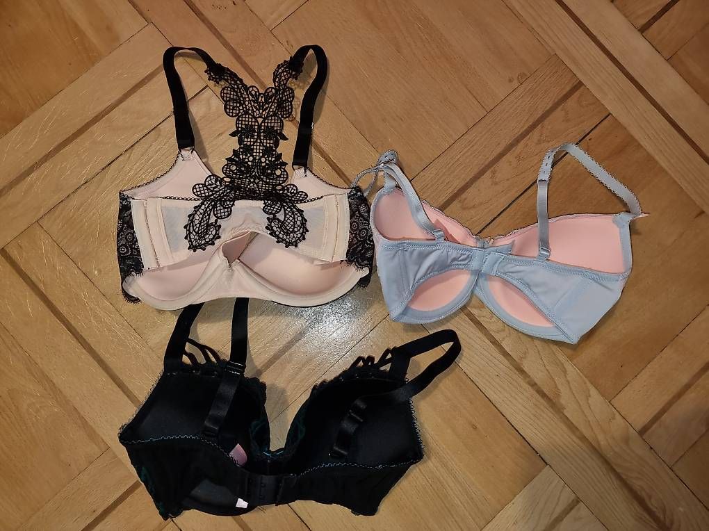 Hunkemöller Altra biancheria intima: Hunkemöller BH Set Dessous NEU 65F – Usato da St. Gallen venduto da rid_2fs2 1