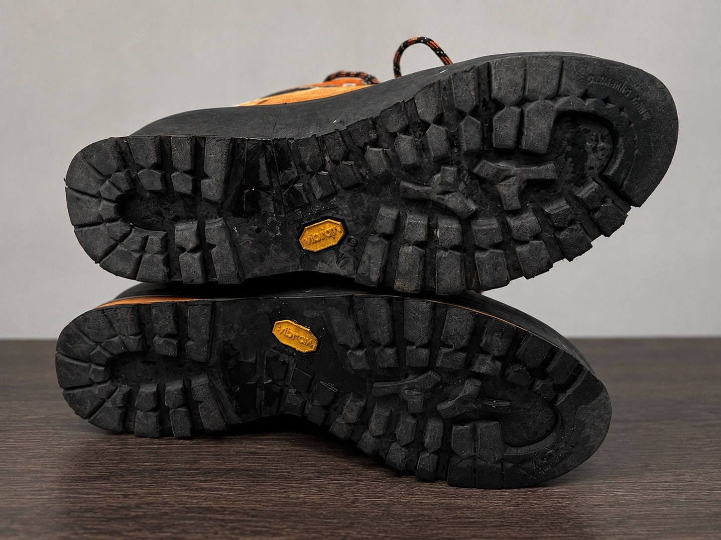 Scarpa Scarpe da uomo: Robuste Scarpa-Bergschuhe in Grösse 42,5 – Usato da Zürich venduto da MeyusZH 3