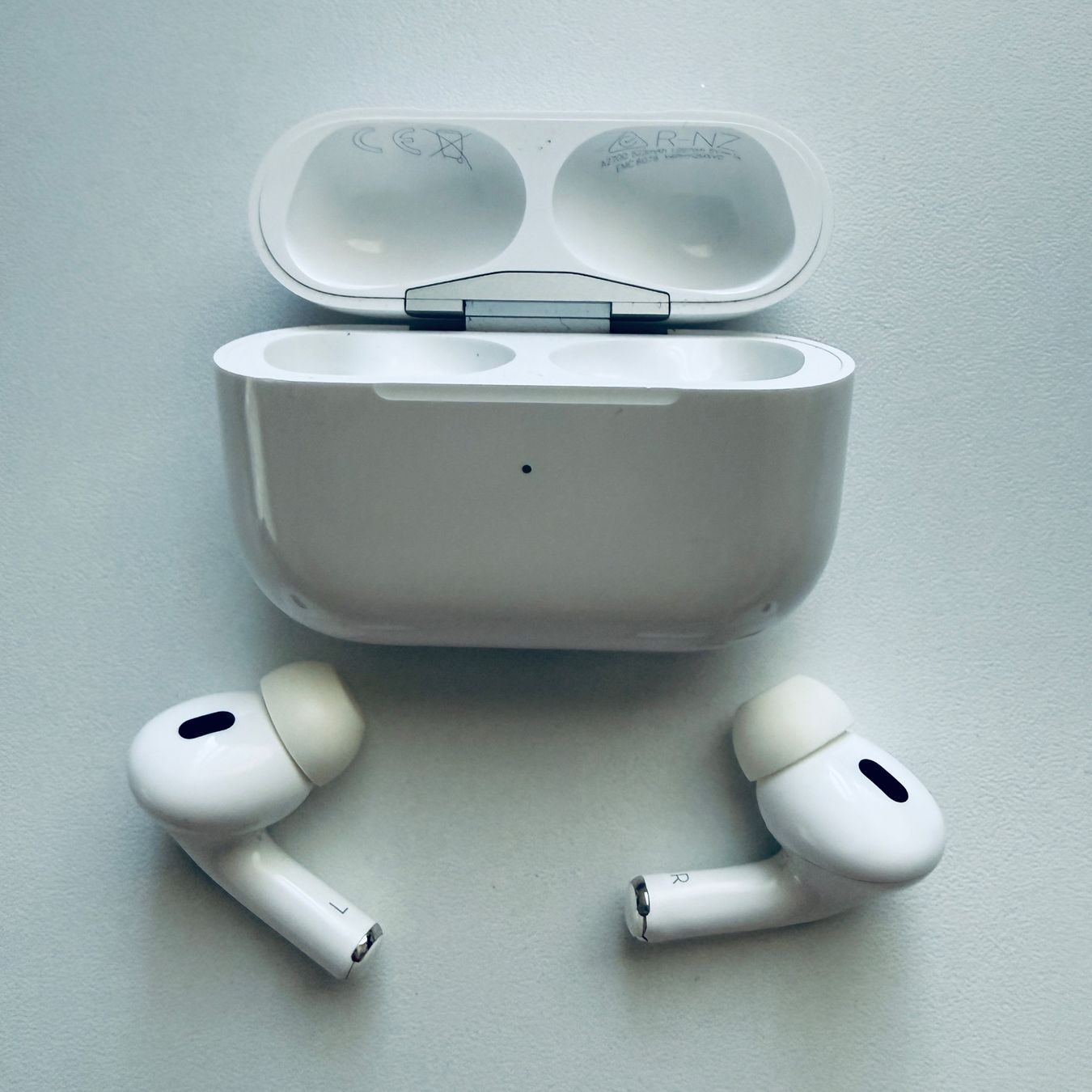 Apple Cuffie: Original Apple AirPods Pro 2, Lightning auf USB-C Kabel – Usato da Basel venduto da MY.AIRPODS.SHOP 1