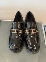 Loafer Damen schwarz mit goldfarbener Kette gebraucht